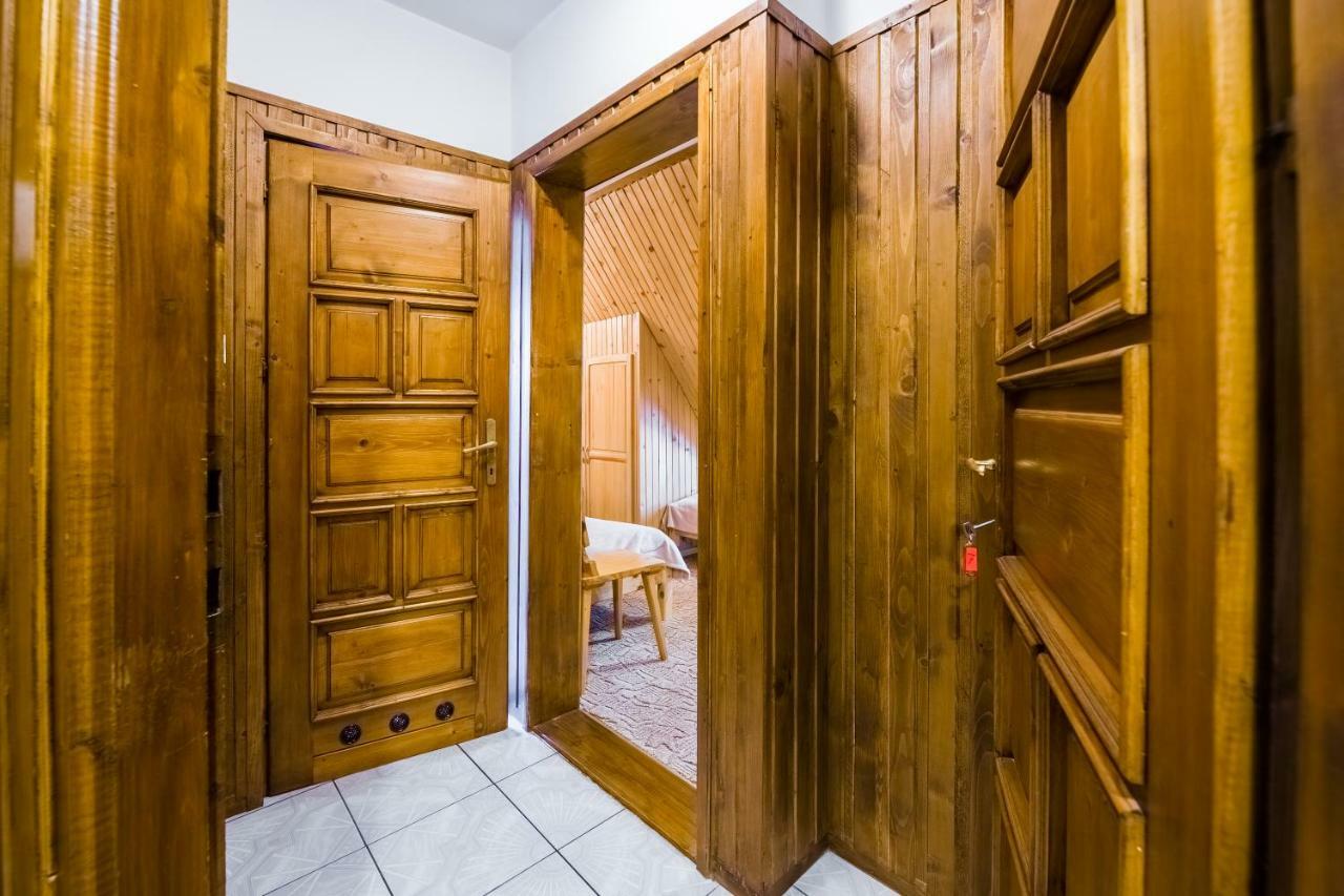Jasmin Apartment บุโควินา ทัตซานสกา ภายนอก รูปภาพ